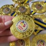 Медалі для випускників Вишиванка Нова