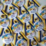 Значок з національною стрічкою